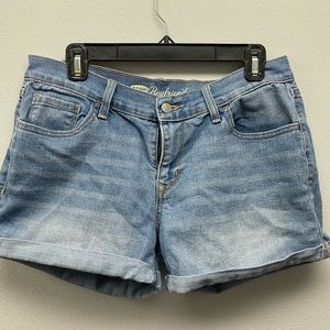 Old Navy Boyfriend Jean Shorts Size 8